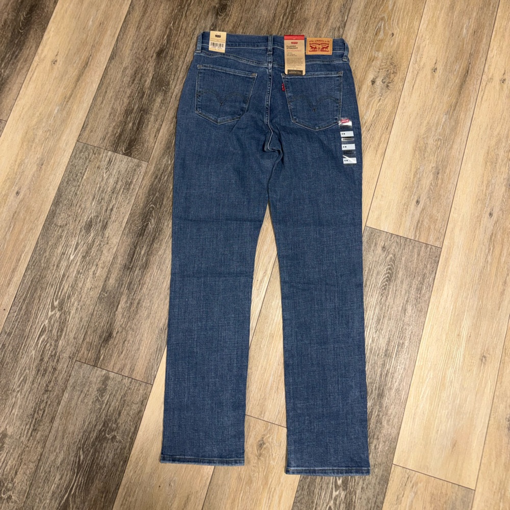 New Levi's Women's Classic Straight Leg Jeans in Blue - Picture 4 of 4